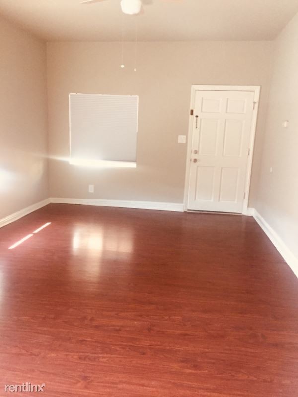Foto del edificio - 1 br, 1 bath Apartment - 3930 W 28th St