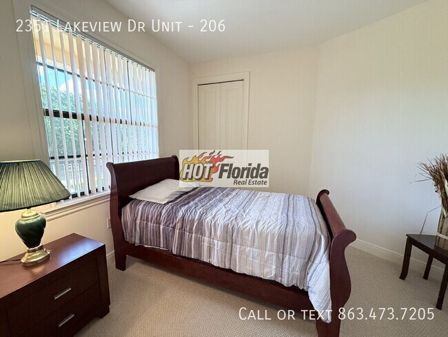 Foto del edificio - 2351 Lakeview Dr