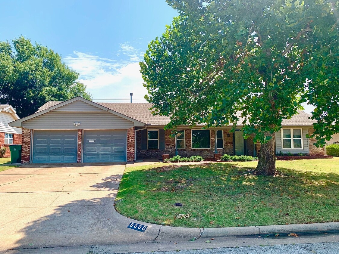 8000 W Lakeshore Dr, Oklahoma City, OK 73132 House Rental in Oklahoma