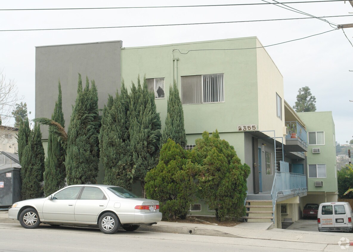 Foto principal - 2355 Glendale Blvd