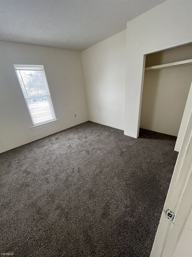 Building Photo - 4 br, 2 bath House - 504 5th Street