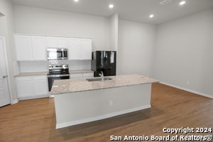 Building Photo - 161 Nespral Dr