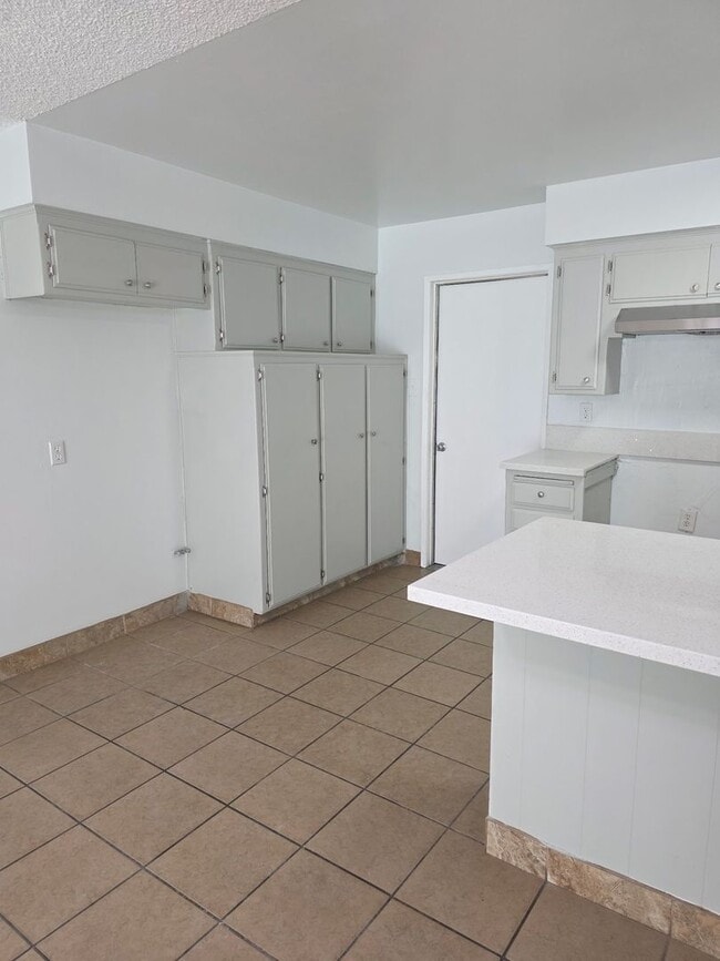 Building Photo - 4209 Alexander St