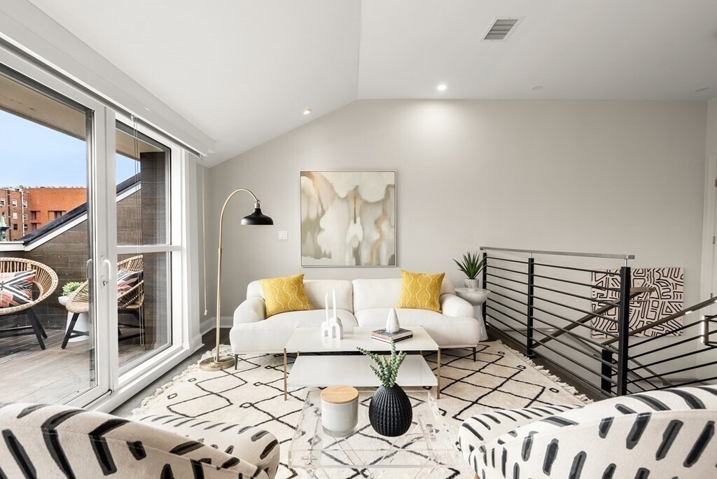Foto principal - 771 Harrison Ave