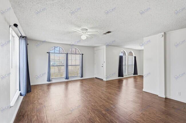 Foto del edificio - 14614 Seminole Dr