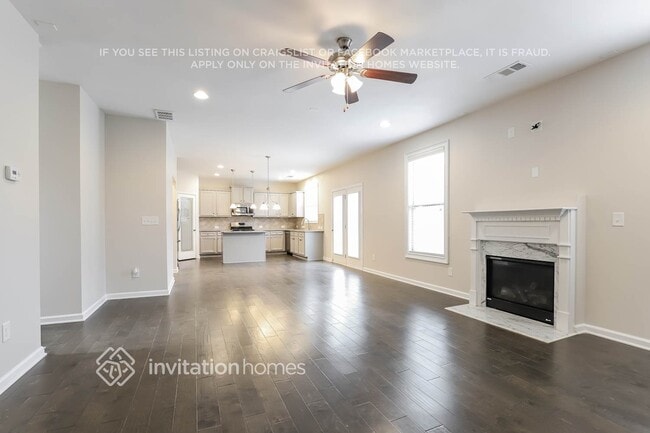 Foto del edificio - 5919 Park Bay Ct