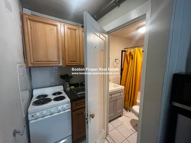 Foto del edificio - 140 Beacon St