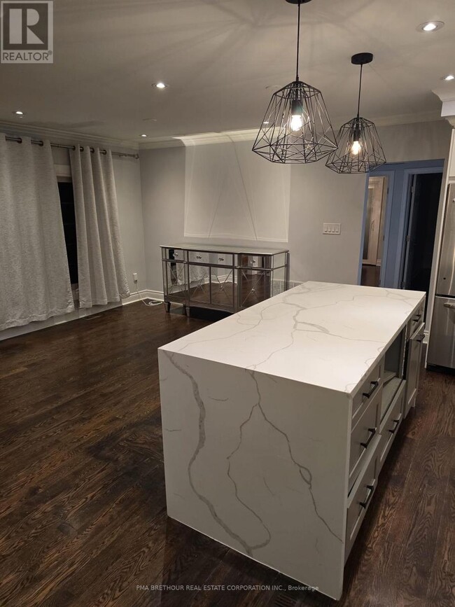 Photo du bâtiment - 129 Chine Dr