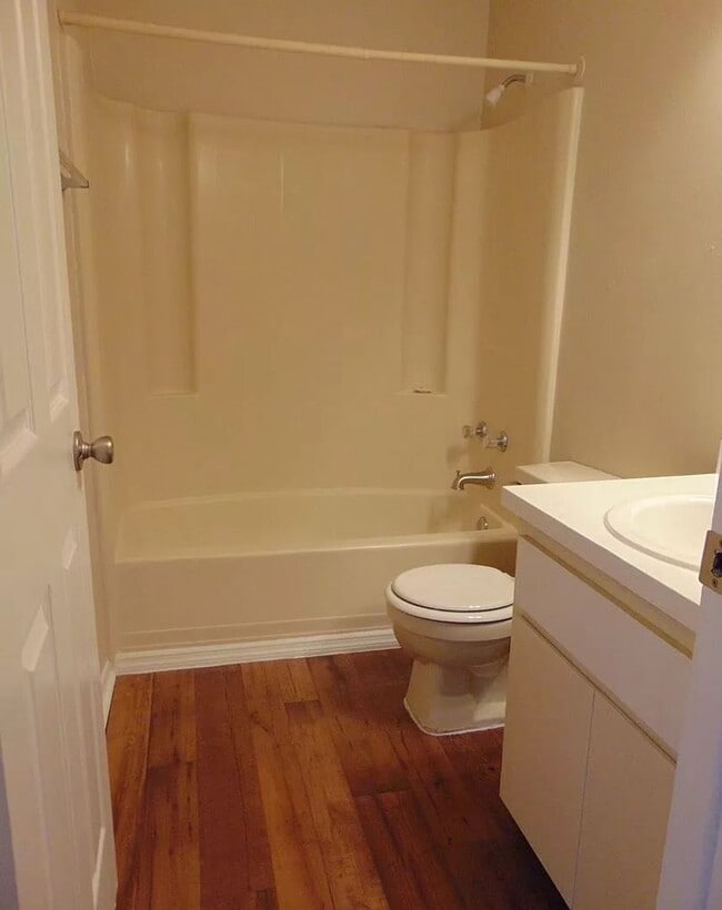 Interior Photo - Prosperity at NPR- Porter