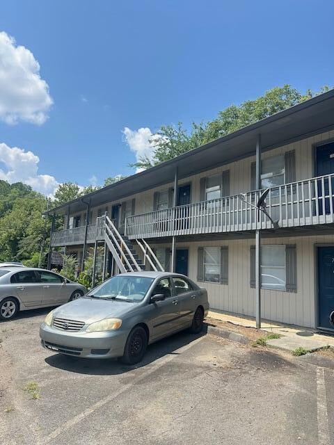 Foto principal - 725 20th St SE