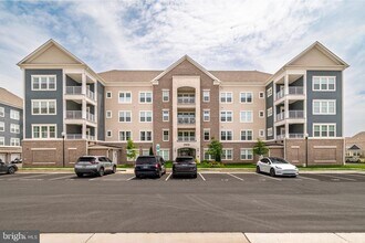 Building Photo - 21630 Hawksbill High Cir
