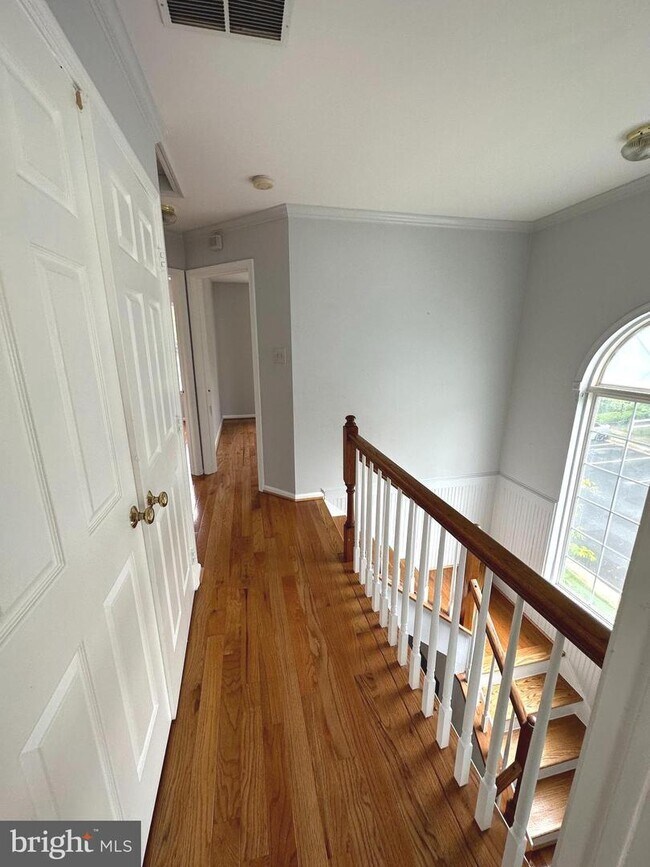 Building Photo - 15625 Three Otters Pl