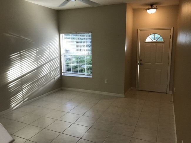 Foto del edificio - 7606 Plantation Cir