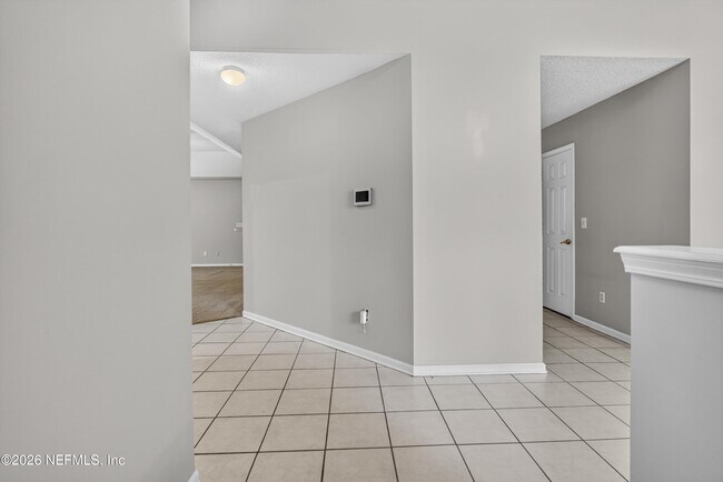 Foto del edificio - 11669 Collins Creek Dr