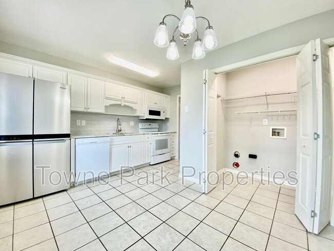 Foto del edificio - 537 Edgecliff Ln