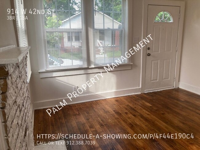 Building Photo - 4 Bedroom, 1 Bathroom House has tons of ch...