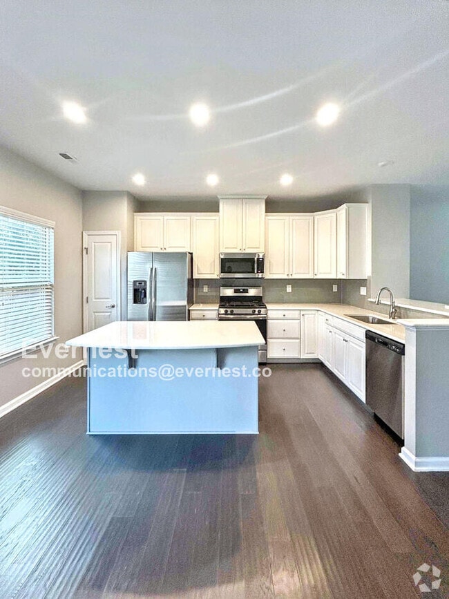 Building Photo - 4123 Audubon Pk Dr