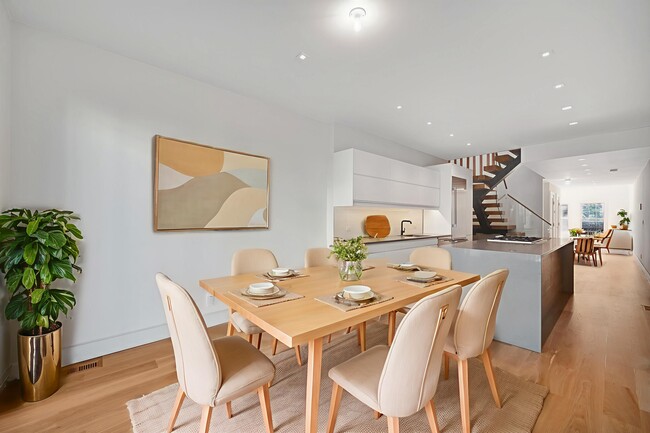 Building Photo - 122 Jefferson St