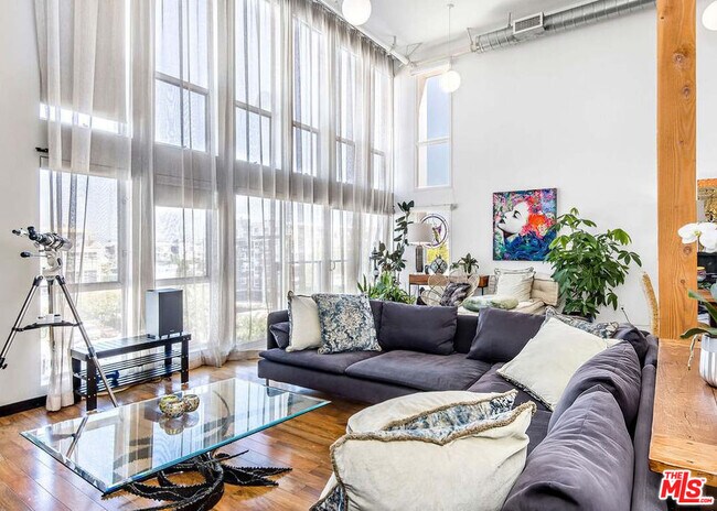 Foto del edificio - 4215 Glencoe Ave
