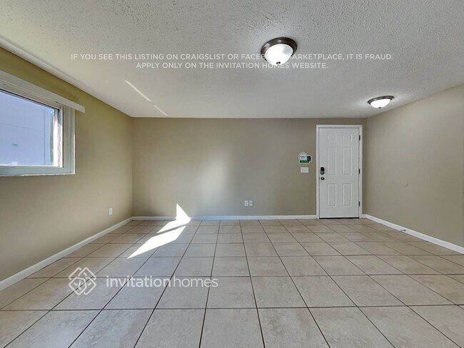 Foto del edificio - 2818 W Shelton Ave