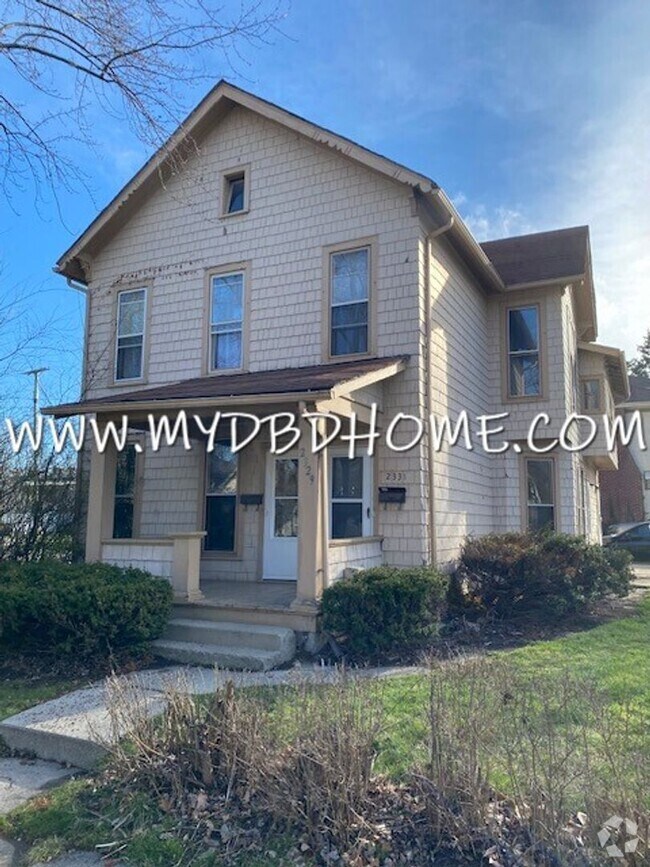 Building Photo - 2329 S Harrison St