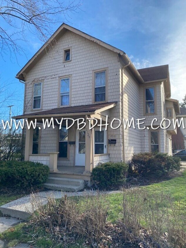Foto principal - 2329 S Harrison St