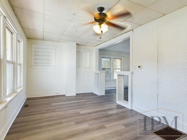 Foto del edificio - Coming Soon! - Recently Renovated 3 Bedroo...