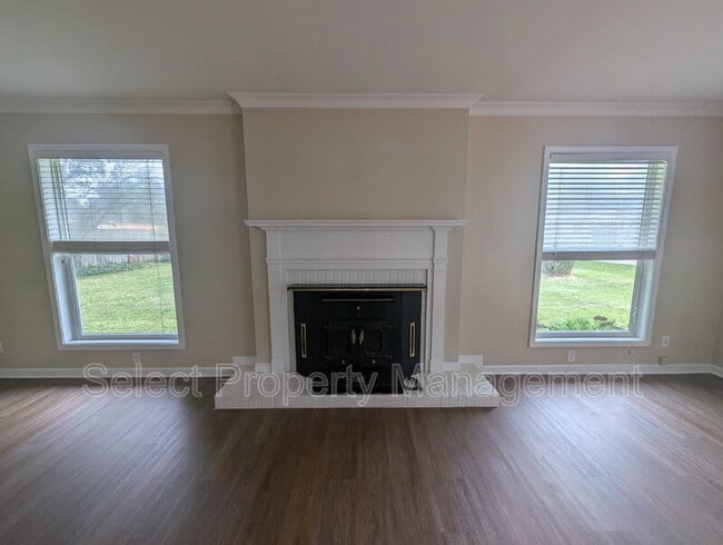 Building Photo - 3510 Glencairn Dr