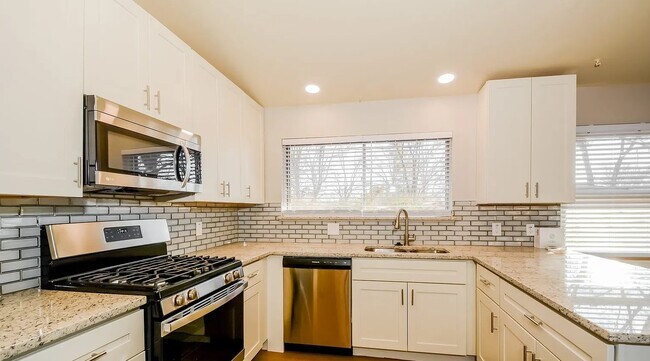 Foto del edificio - 2370 Stirrup Ln