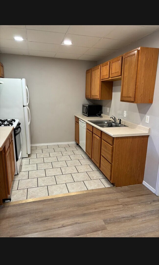 Foto del edificio - 110 W Park St