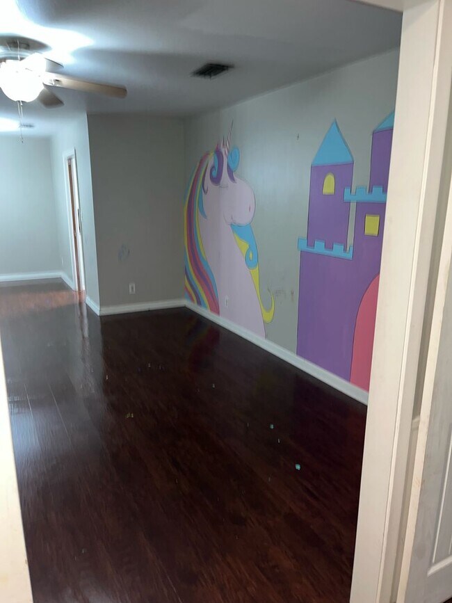 Foto del edificio - 1030 Manor Pl