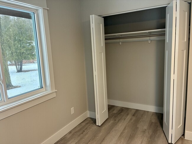 Foto del edificio - 8507 Maple St