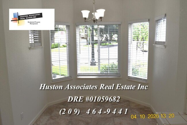 Foto del edificio - 3915 Bridlewood Cir