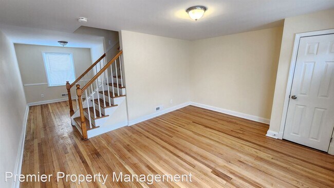 Building Photo - 2 br, 1.5 bath House - 3572 Dudley Avenue