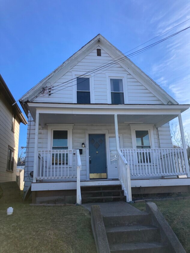 Foto principal - 2005 McLean St