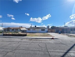 Building Photo - 3749 Ponderosa St