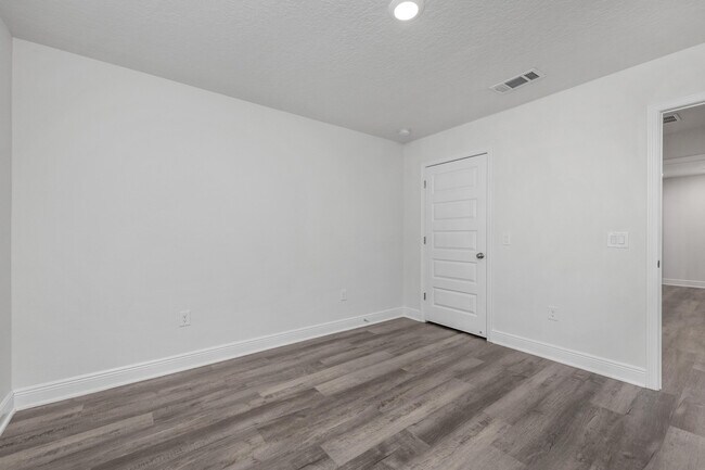 Foto del edificio - 8154 Lawton St