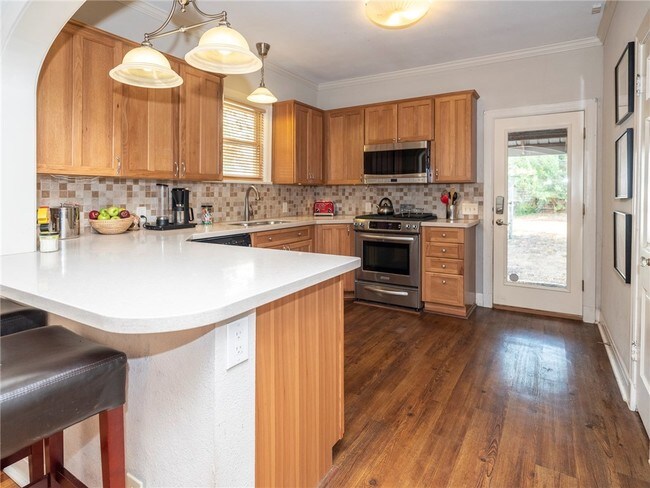 Foto del edificio - 1408 W 13th St