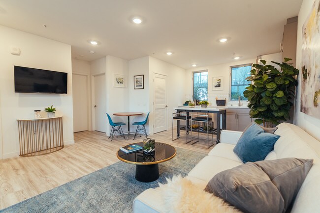 The Stanford West 91 Photos &amp; 0 Reviews Apartment for