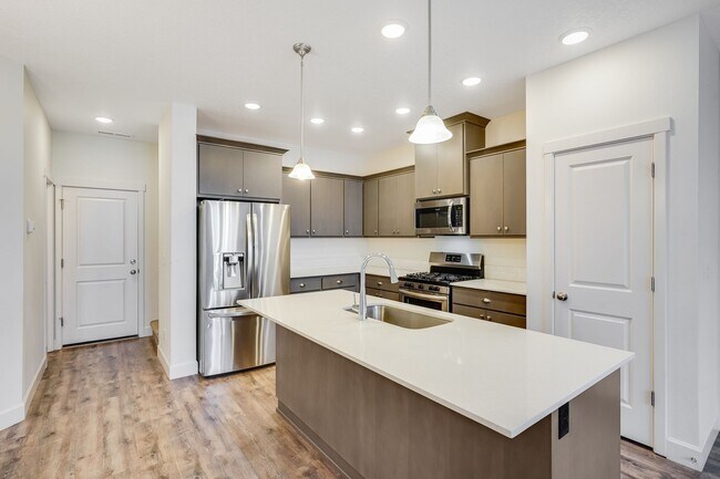 Foto del edificio - Beautiful 3 bed, 3 bath rental home in Reed's Crossing Neighborhood!