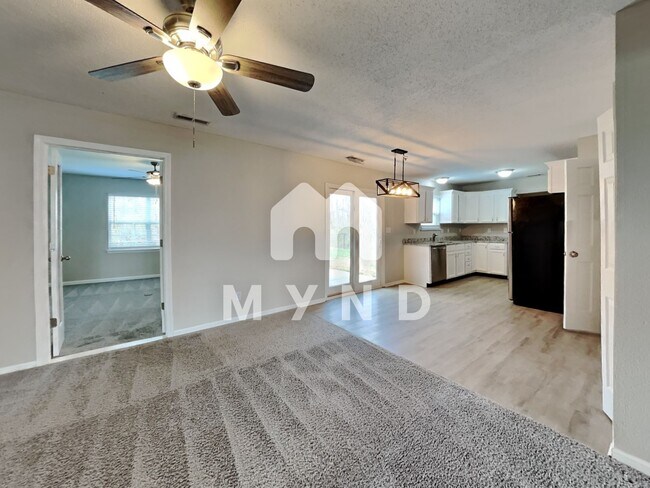 Building Photo - 6922 Cordova Dr