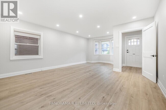 Building Photo - 140 Wolfrey Ave