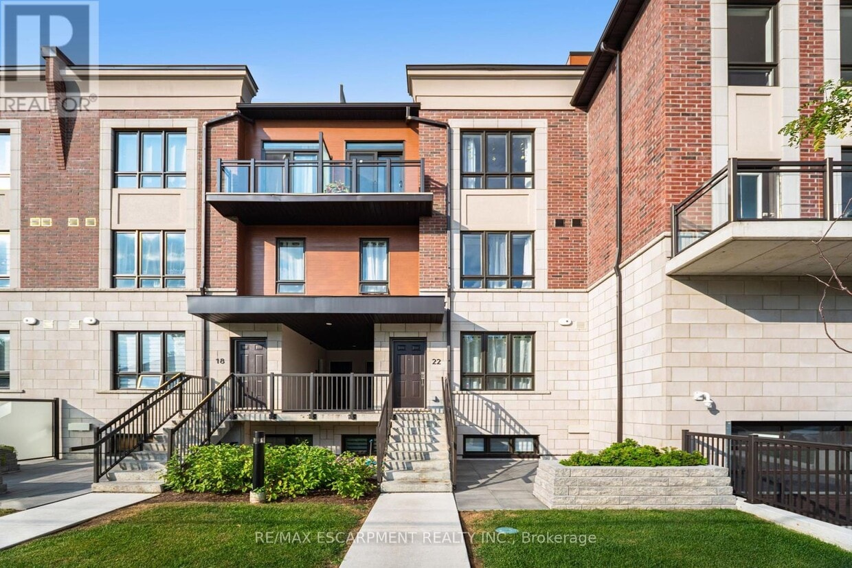 Primary Photo - 4035-4035 Hickory Dr