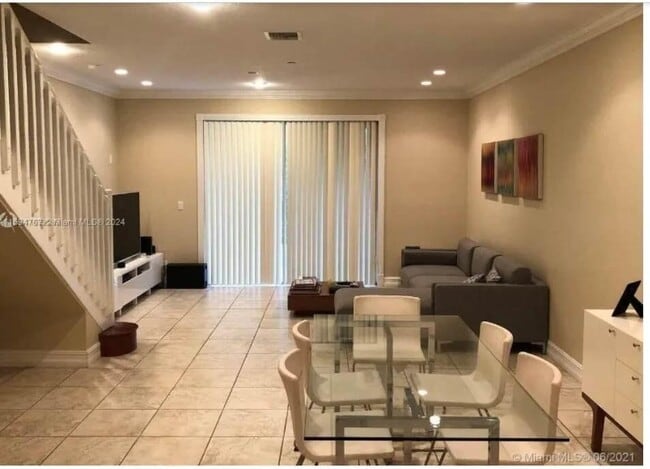 Photo - 4310 Vineyard Cir Townhome