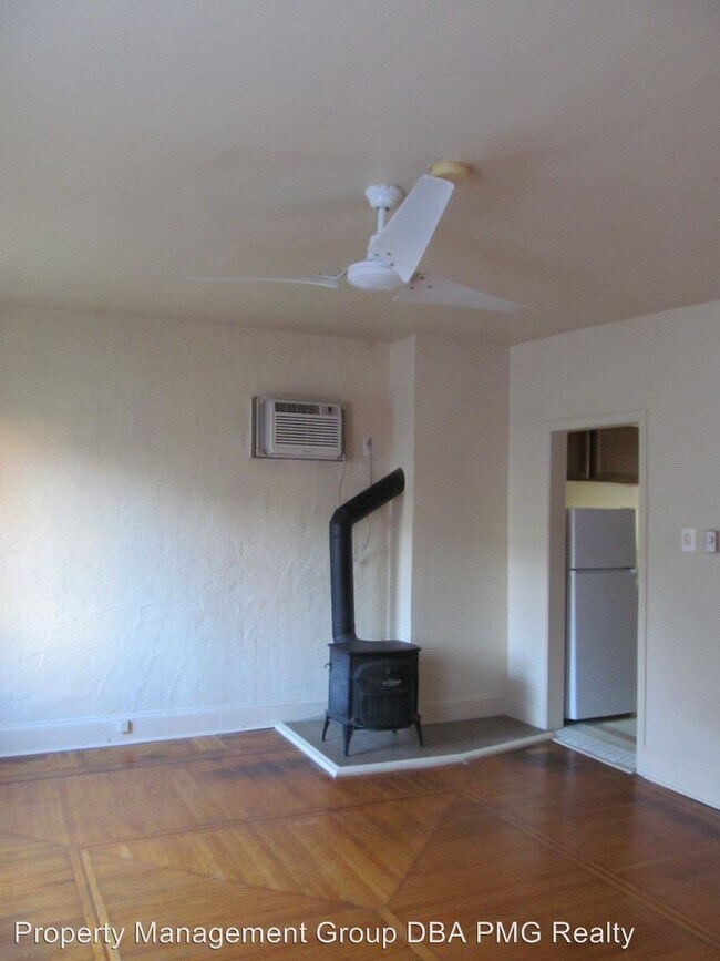 Foto del edificio - 2127 Spring Garden St