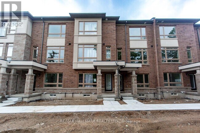 Photo du bâtiment - 6185 Kingston Rd