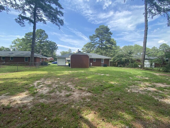 Building Photo - 2408 Umstead Ave