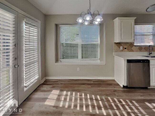 Foto del edificio - 234 Hartford Ln