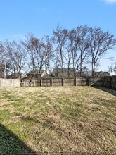 Building Photo - 9100 Carissa Dr