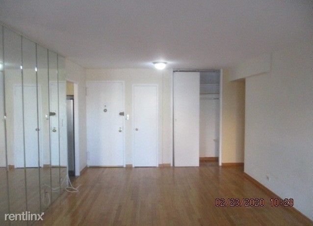 Building Photo - 24 Longwood Dr